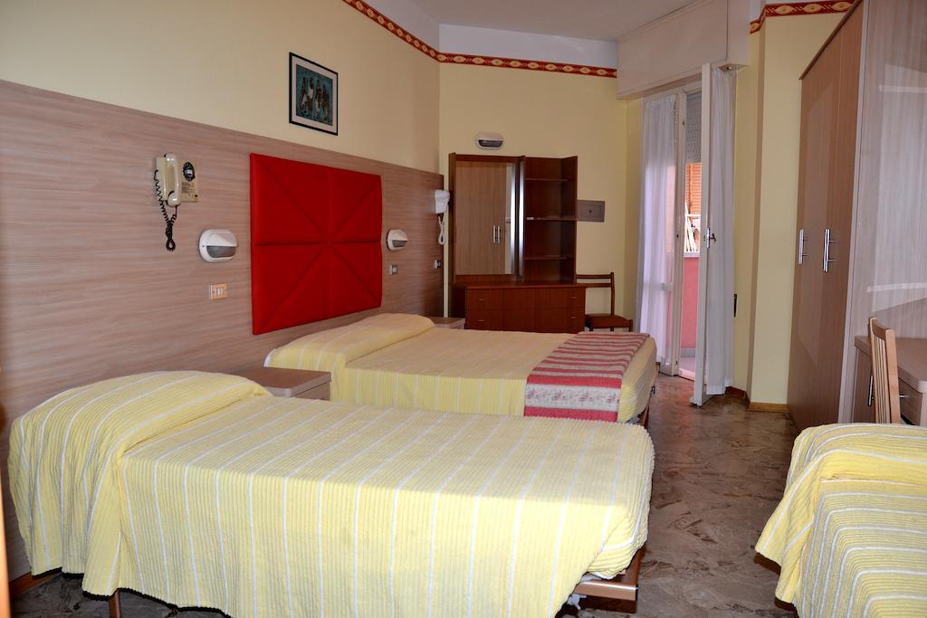 Hotel Marco Polo Bellaria-Igea Marina Oda fotoğraf